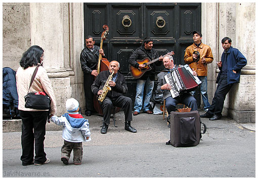 Músicos callejeros en Roma